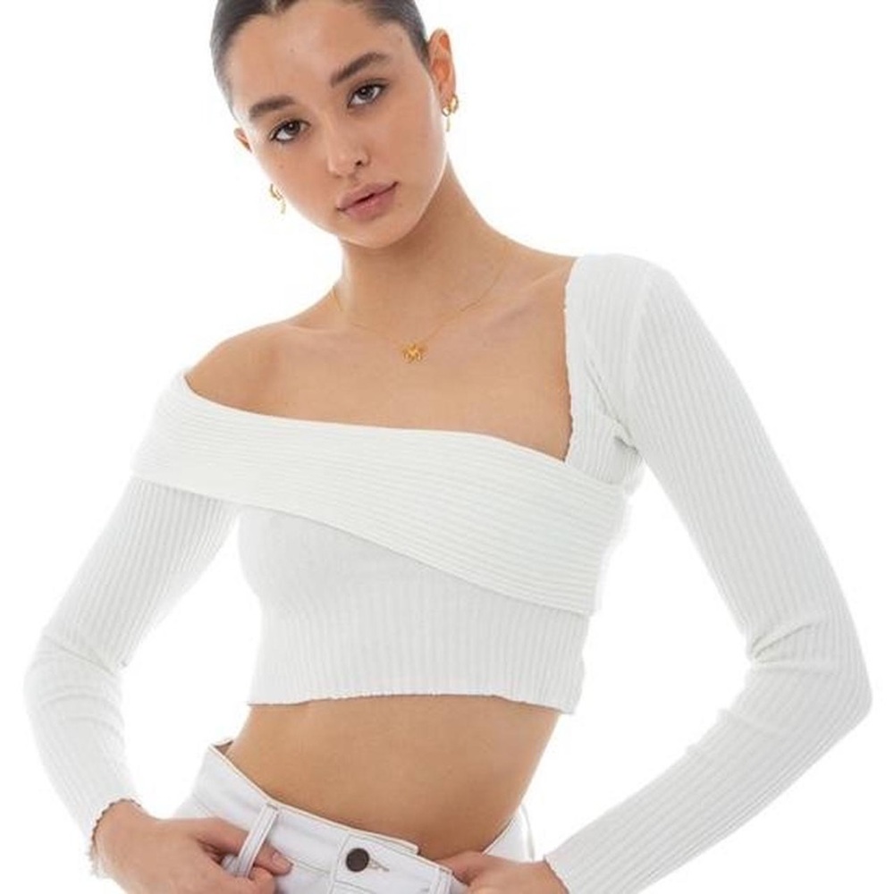 ARE YOU AM I Cropped White Sweater